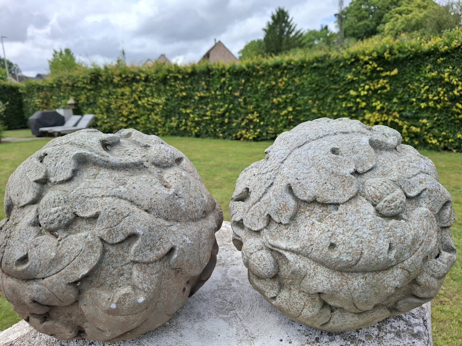2 st betonnen decoratieve bollen, Tuin en Terras, Tuinbeelden, Ophalen, Gebruikt, Beton, Overige typen