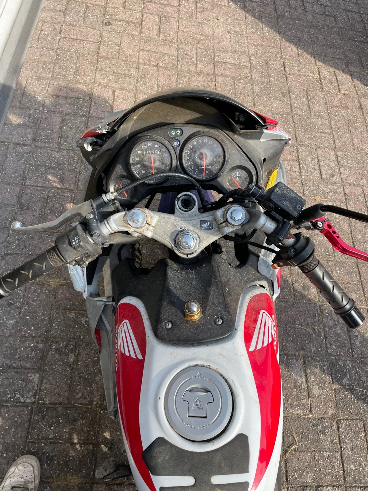 Honda CBR 125 voor opmaak, Particulier