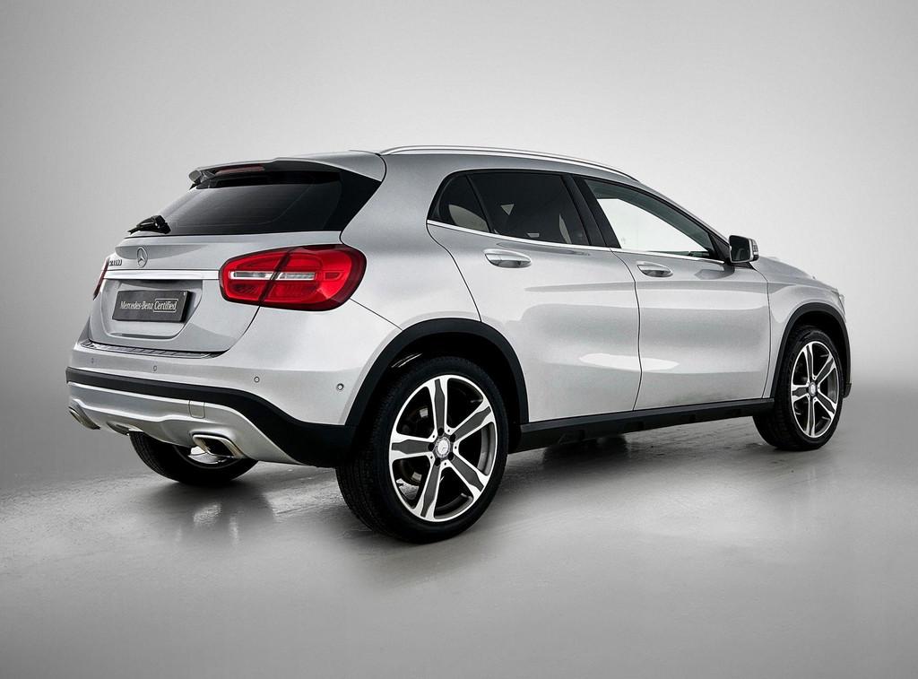 Mercedes-Benz GLA-Klasse 180 Urban Line Verwarmde Zetels | A, Autos, Argent ou Gris, Euro 6, 5 portes, 1200 kg