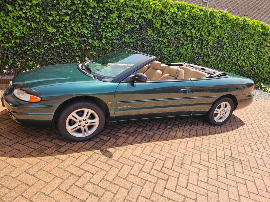 Chrysler Stratus LX Cabrio, Auto's, Oldtimers, Particulier, Chrysler, Benzine, Handgeschakeld, Groen, Beige, Leder
