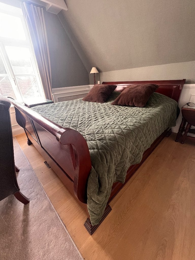 mahonie sleebedden Flamant, Ophalen, Bruin, Tweepersoons, Zo goed als nieuw