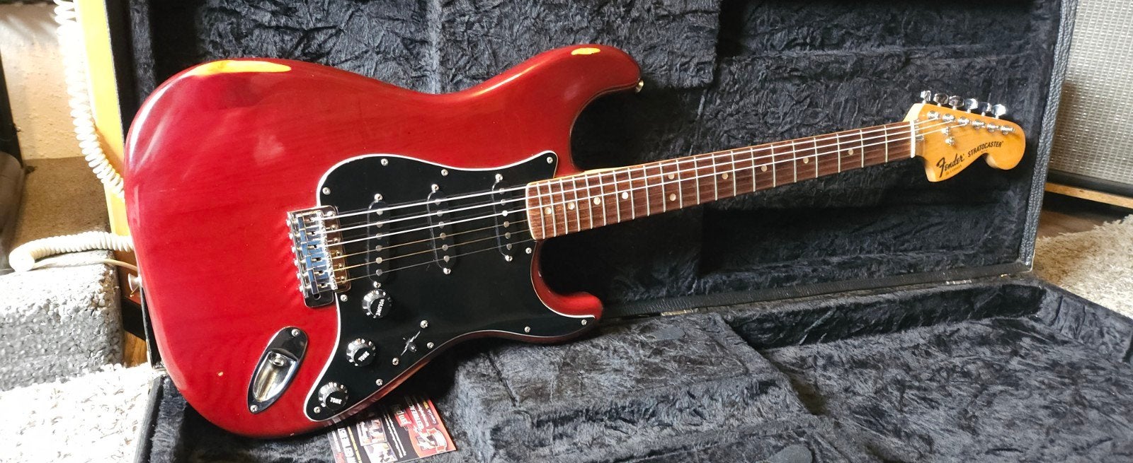 fender stratocaster 1978, Enlèvement, Fender