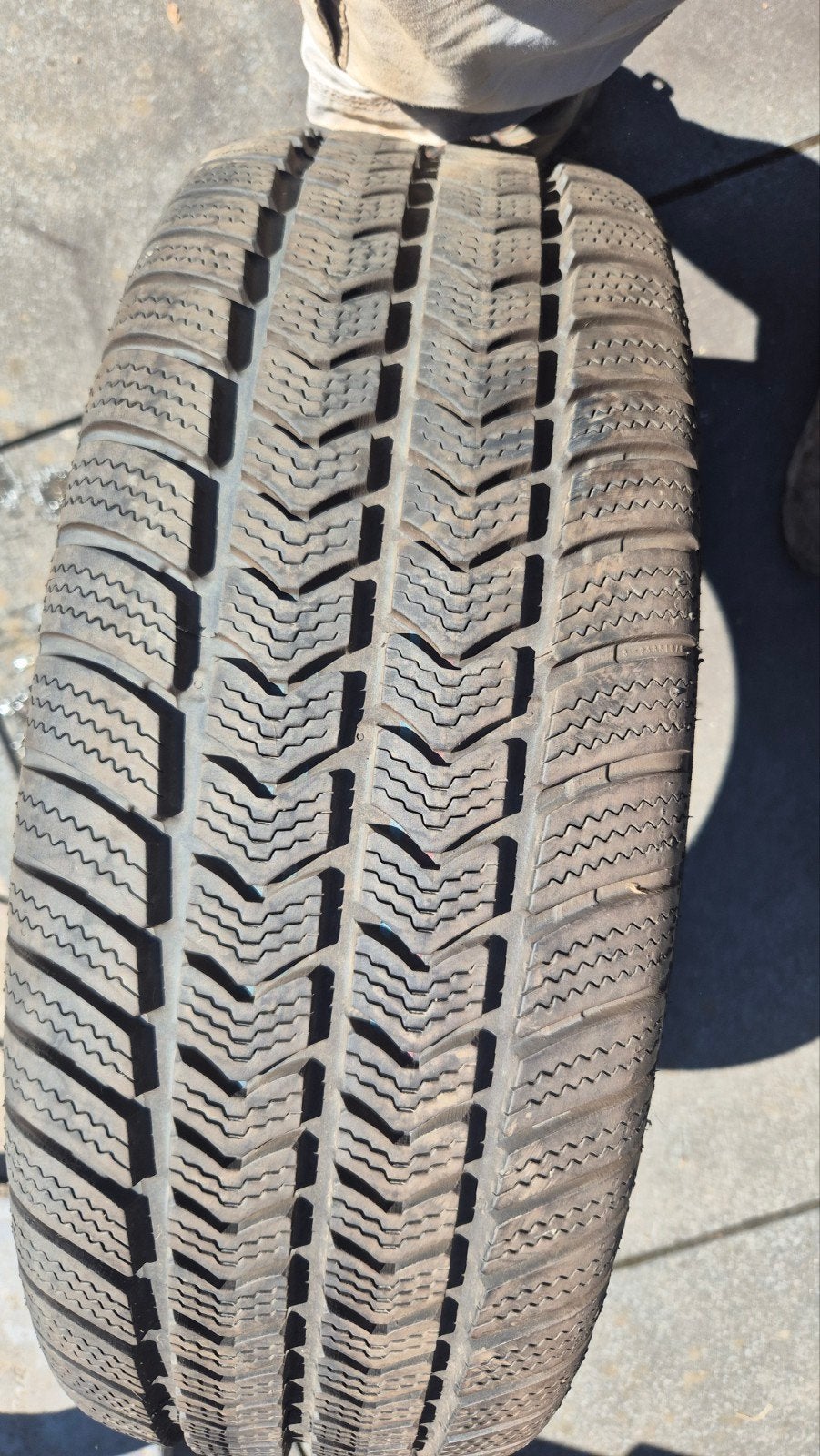 2 pneus hiver neuf, Neuf, Pneus hiver, 16 pouces, Véhicule utilitaire