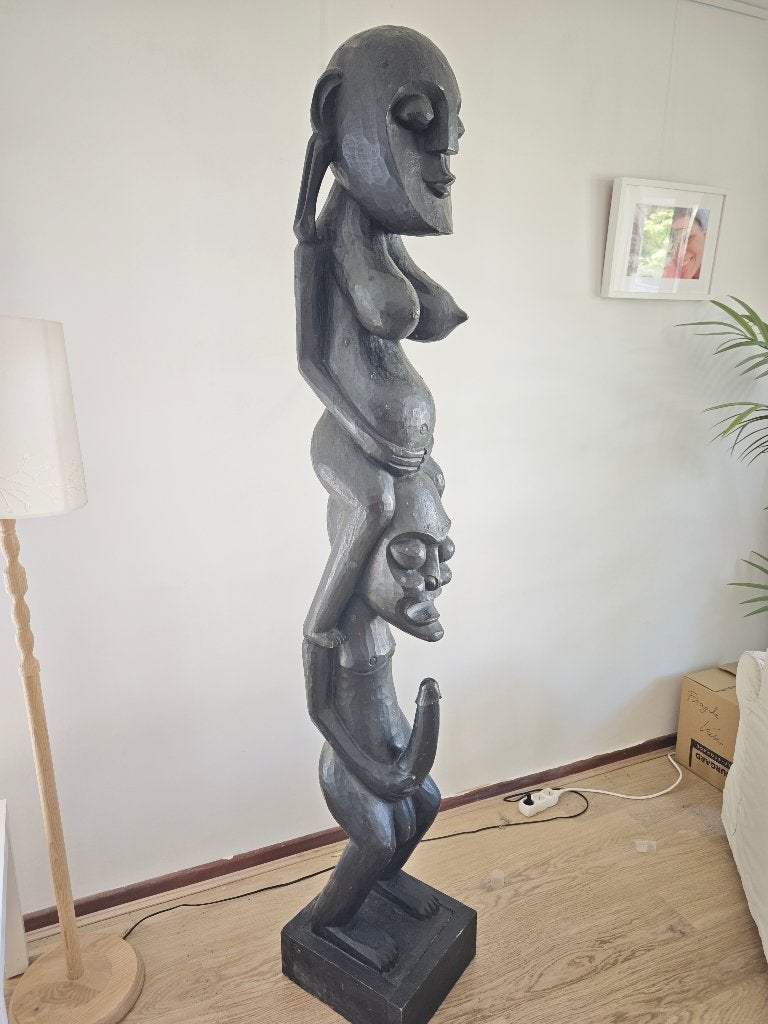 Statue fertilité bois exotique, Ophalen