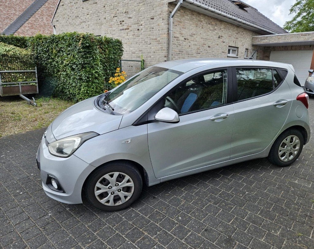 Hyundai, Autos, Hyundai, Argent ou Gris, Achat, Air conditionné, Boîte manuelle