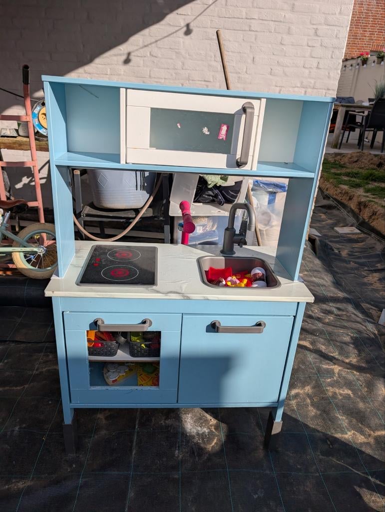 Ikea keukentje met toebehoren, Ophalen
