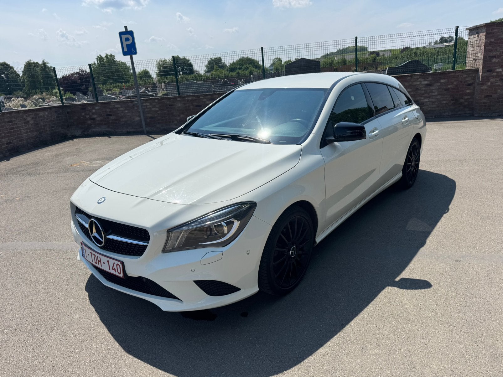 Mercedes CLA 200 CDI Shooting Brake – Août 2015 – 176 000 km, Auto's, CLA, Wit, Leder, 5 deurs