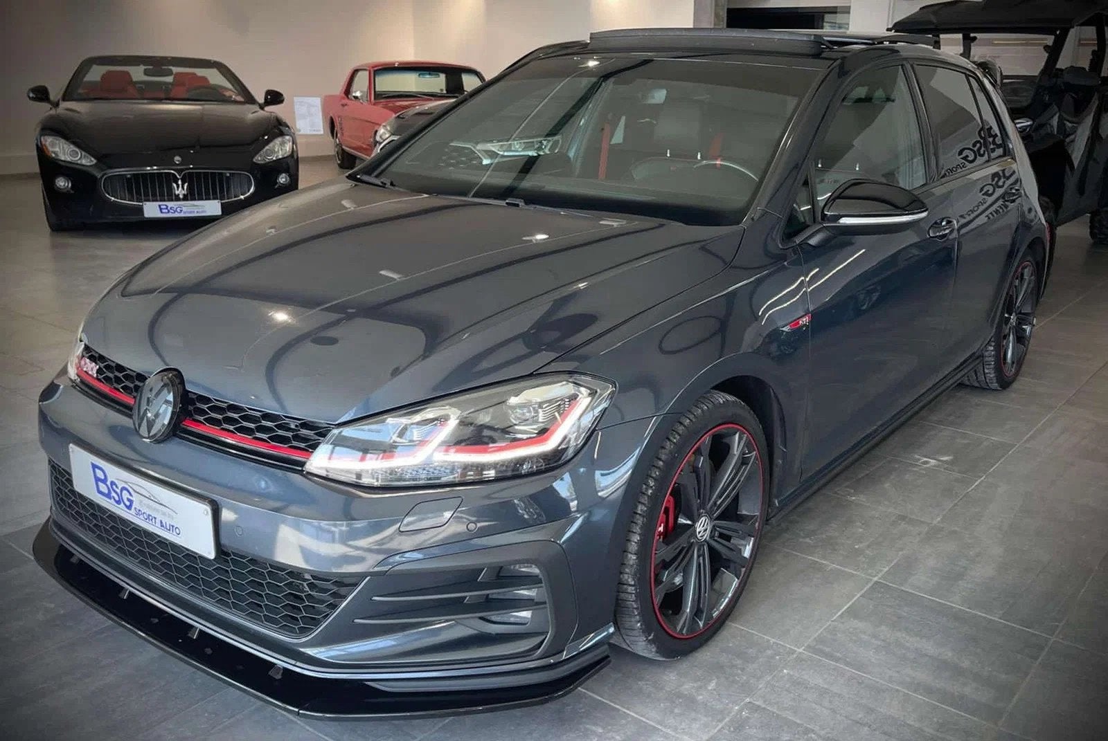 Volkswagen Golf GTI Golf 2.0 TSI Performance DSG*COCKPI*TOIT, Autos, Cuir, Argent ou Gris, Achat, Entreprise