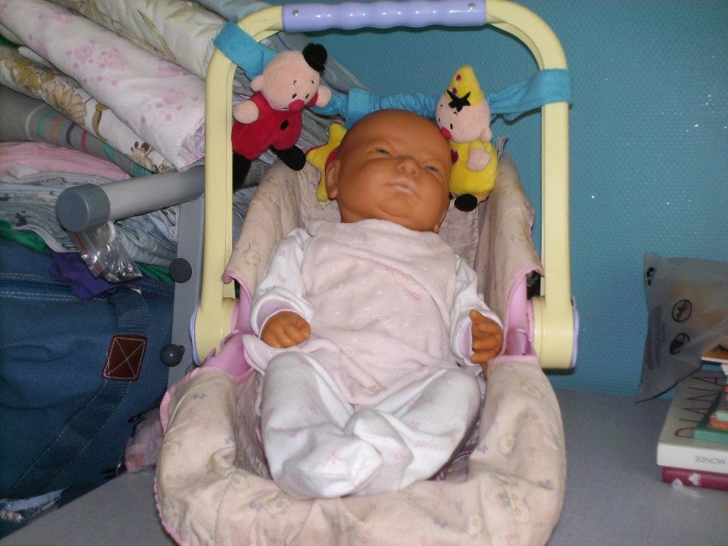 a vendre jouet poupée, Enlèvement ou Envoi, Comme neuf, Baby Pop