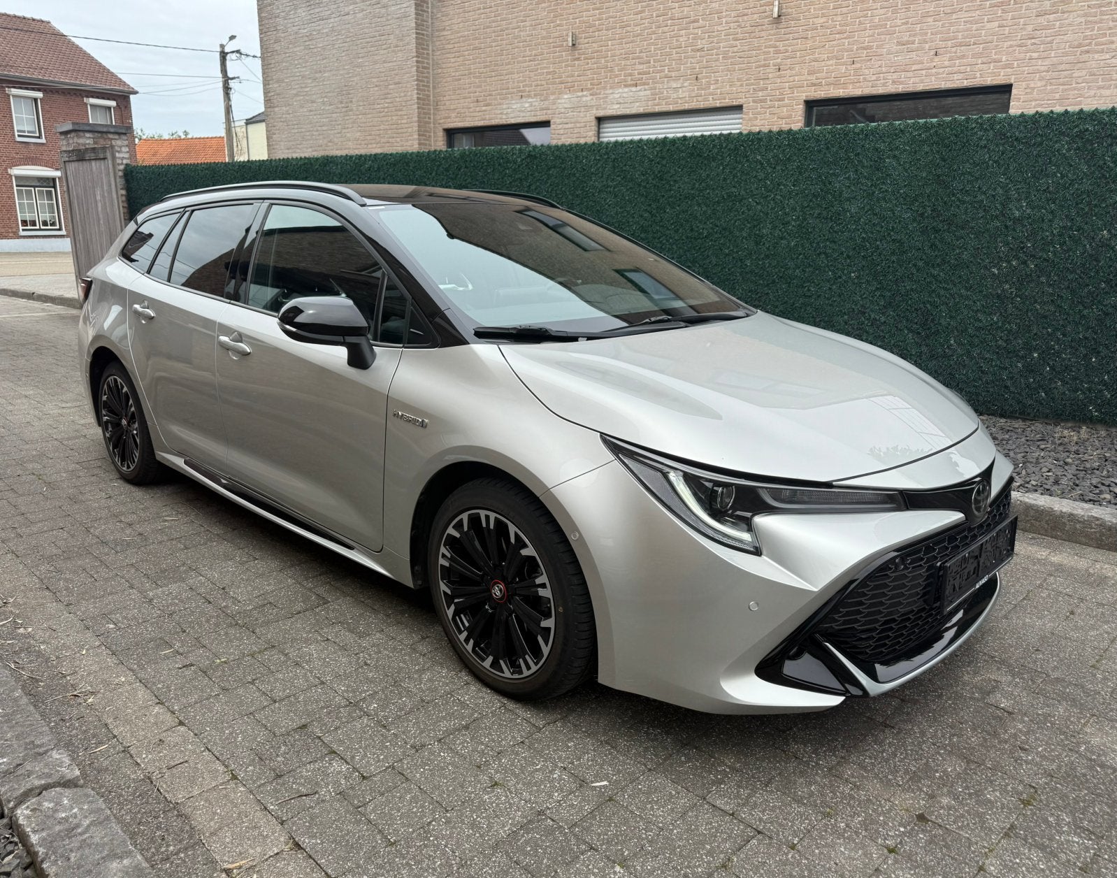 Toyota Corolla SW GR SPORT HYBRIDE, Autos, Toyota, Alarme, Argent ou Gris, Achat, Euro 6