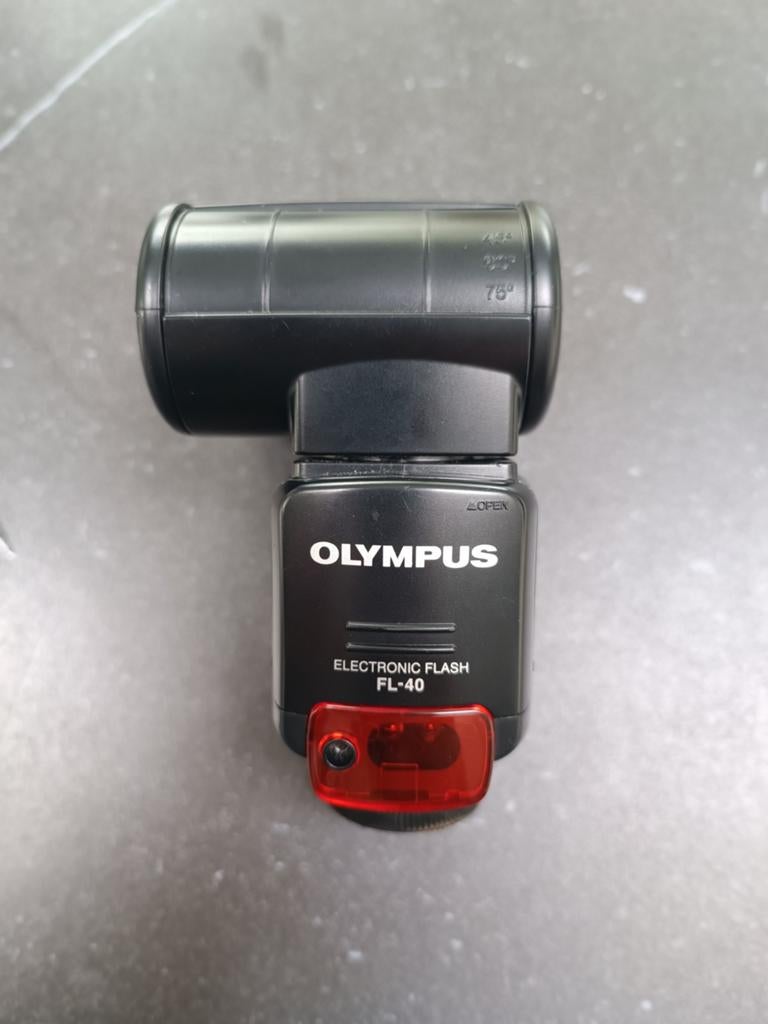 Olympus FL-40 electronic flash, Audio, Tv en Foto, Fotocamera's Analoog, Ophalen, Zo goed als nieuw, Compact, Olympus