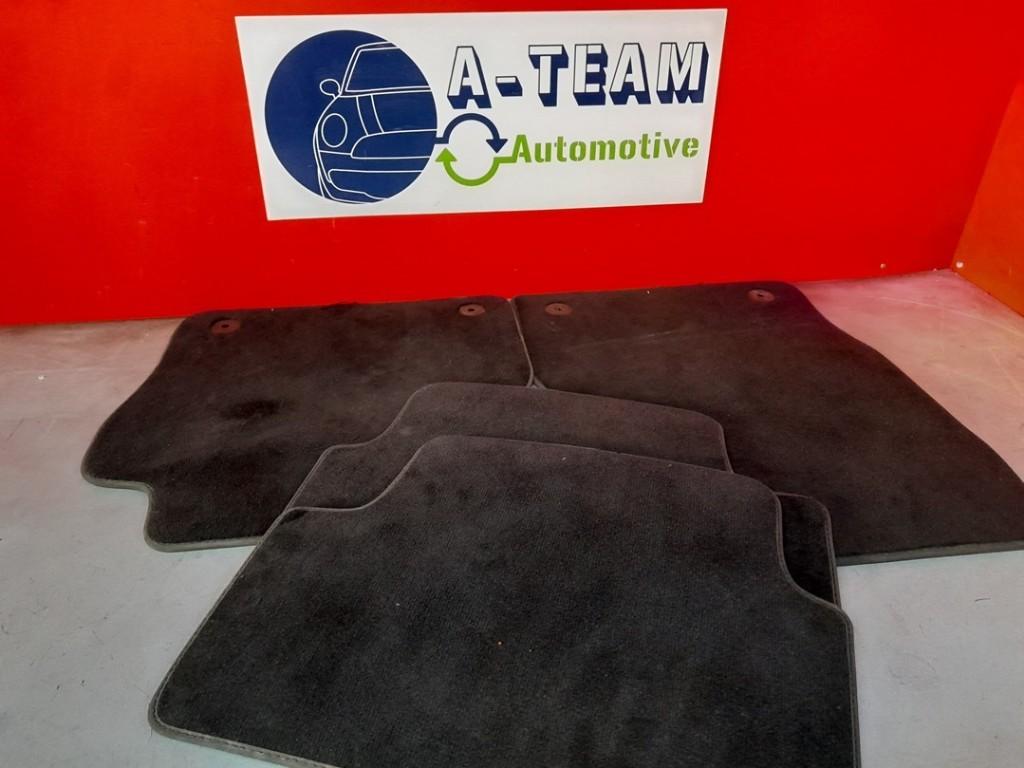 ENSEMBLE DE TAPIS DE SOL Polo VI (AW1) (2G1863011), Utilisé, Volkswagen