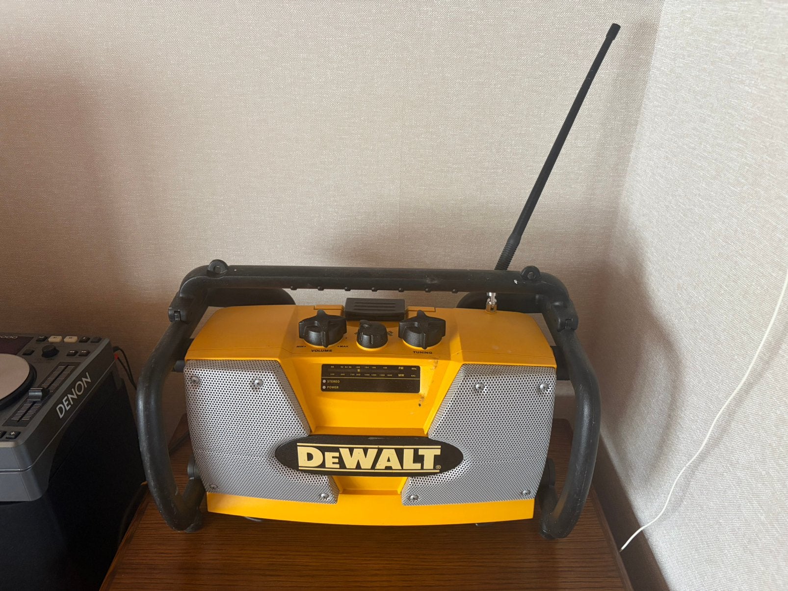 Dewalt fm radio, Ophalen of Verzenden, Zo goed als nieuw, Radio
