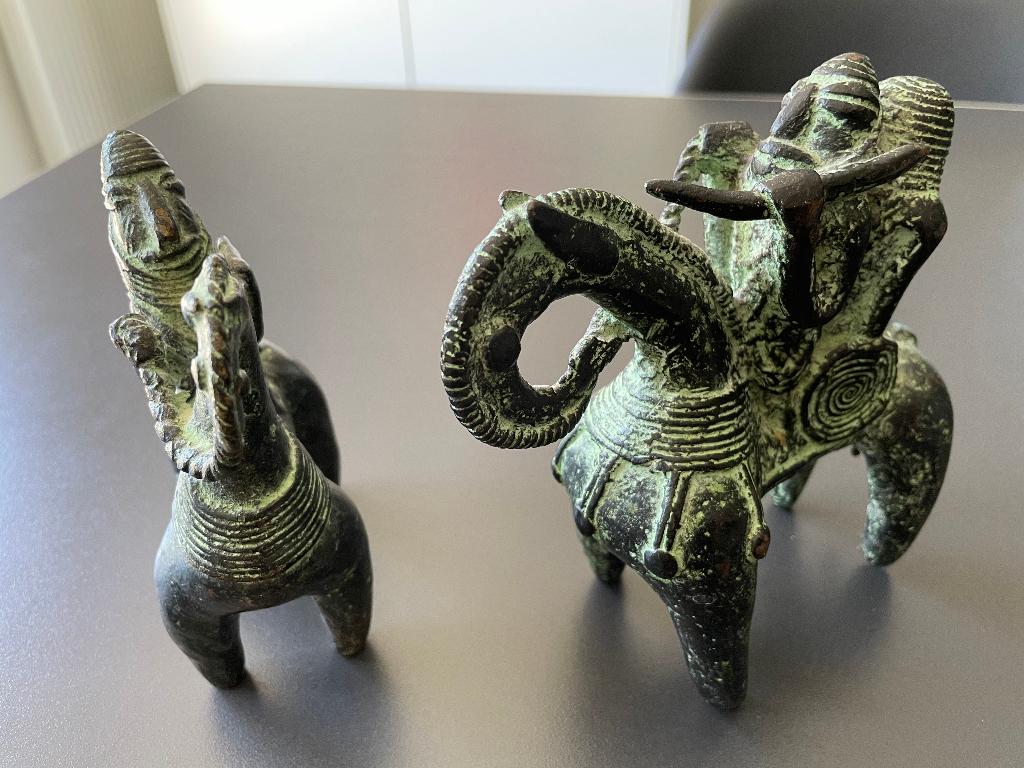 Cavaliers tchadiens en bronze, Collections, Enlèvement, Comme neuf