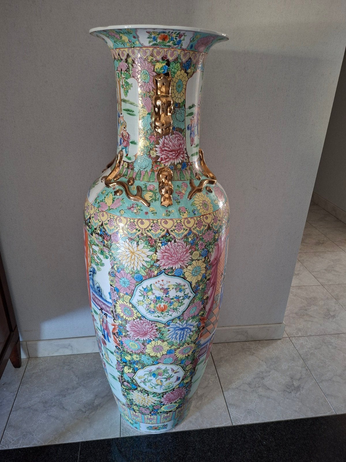 Chinese vaas, Ophalen