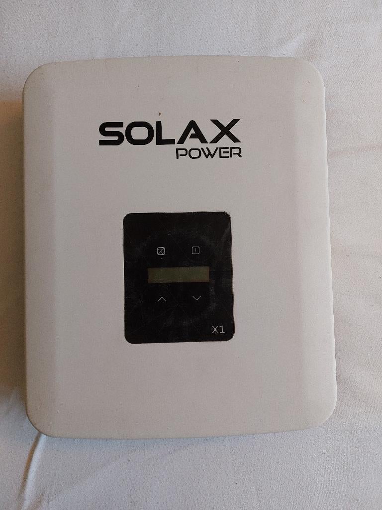 Solax omvormer voor zonnepanelen, Ophalen, Zo goed als nieuw, Overige typen