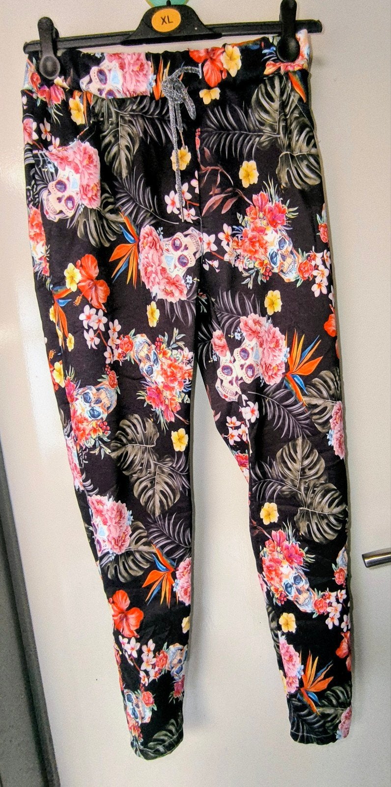 Skull broek., Kleding | Dames, Broeken en Pantalons, Ophalen of Verzenden, Nieuw, Maat 46/48 (XL) of groter, Lang