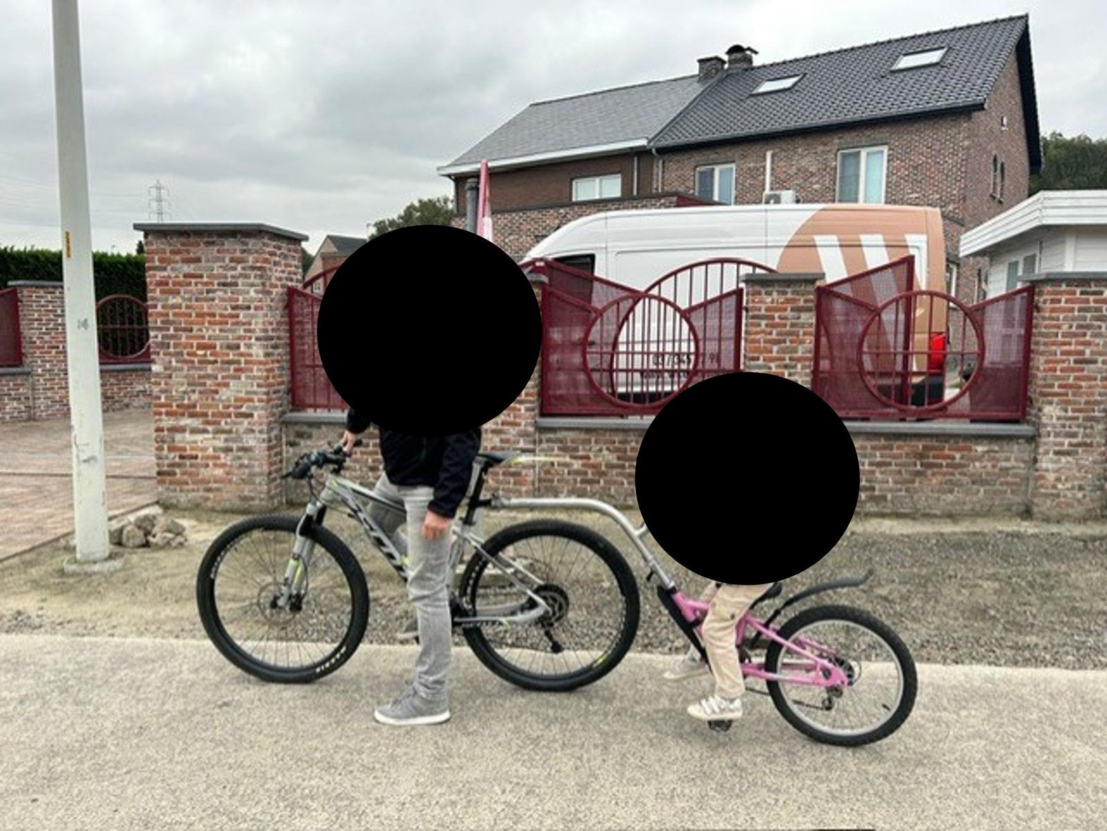 Aanhangfiets - zwanenhalsfiets aluminium, Fietsen en Brommers, Ophalen, Zo goed als nieuw, Aanhangfiets
