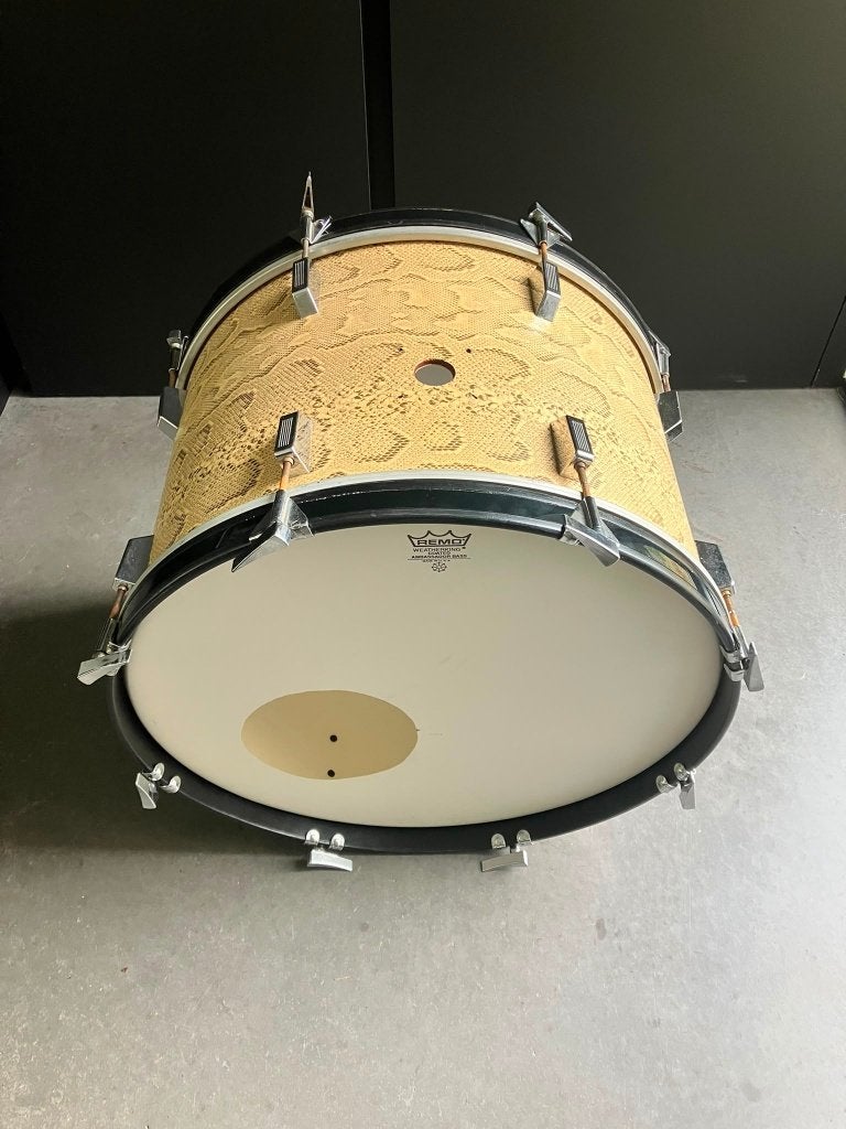 Basse vintage de 22 pouces, Enlèvement, Utilisé