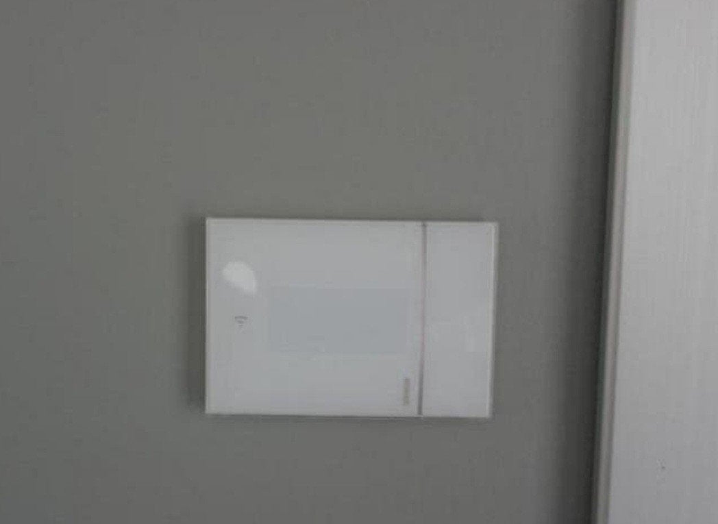 slimme thermostaat bticino smarther (als nieuw)
dun, wit en, Doe-het-zelf en Bouw, Thermostaten, Ophalen of Verzenden, Slimme thermostaat