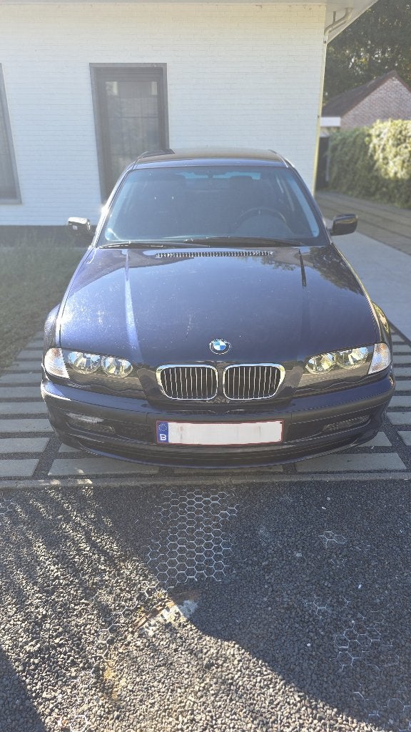 BMW 323i E46 – 121.000 km – Car-Pass – goed onderhouden, Auto's, 4 deurs, Achterwielaandrijving, Zwart, Blauw