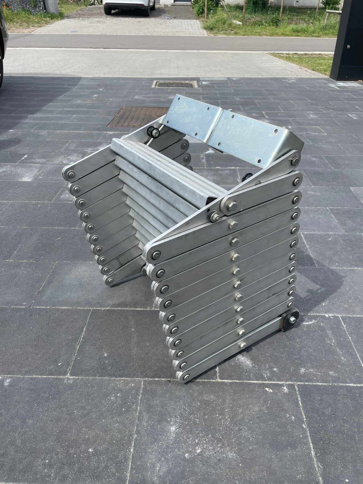 Uitschuifbare alu zoldertrap, Doe-het-zelf en Bouw, Ladders en Trappen, Ophalen, Zo goed als nieuw