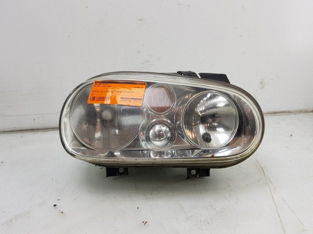 PHARE / OPTIQUE AVANT DROIT Volkswagen Golf IV (1J1), Utilisé, Volkswagen