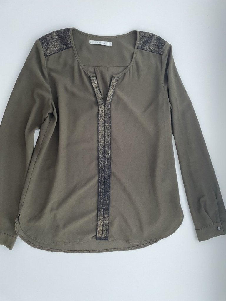 Kaki blouse maat S, in perfecte staat!, Kleding | Dames, Lola & Liza, Ophalen of Verzenden, Zo goed als nieuw, Maat 36 (S)