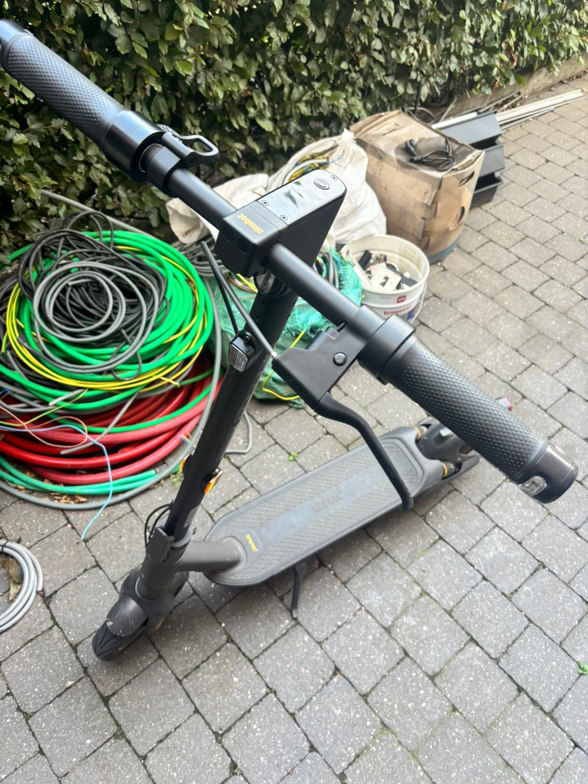 Ninebot g2 max, Fietsen en Brommers, Steps, Ophalen, Zo goed als nieuw