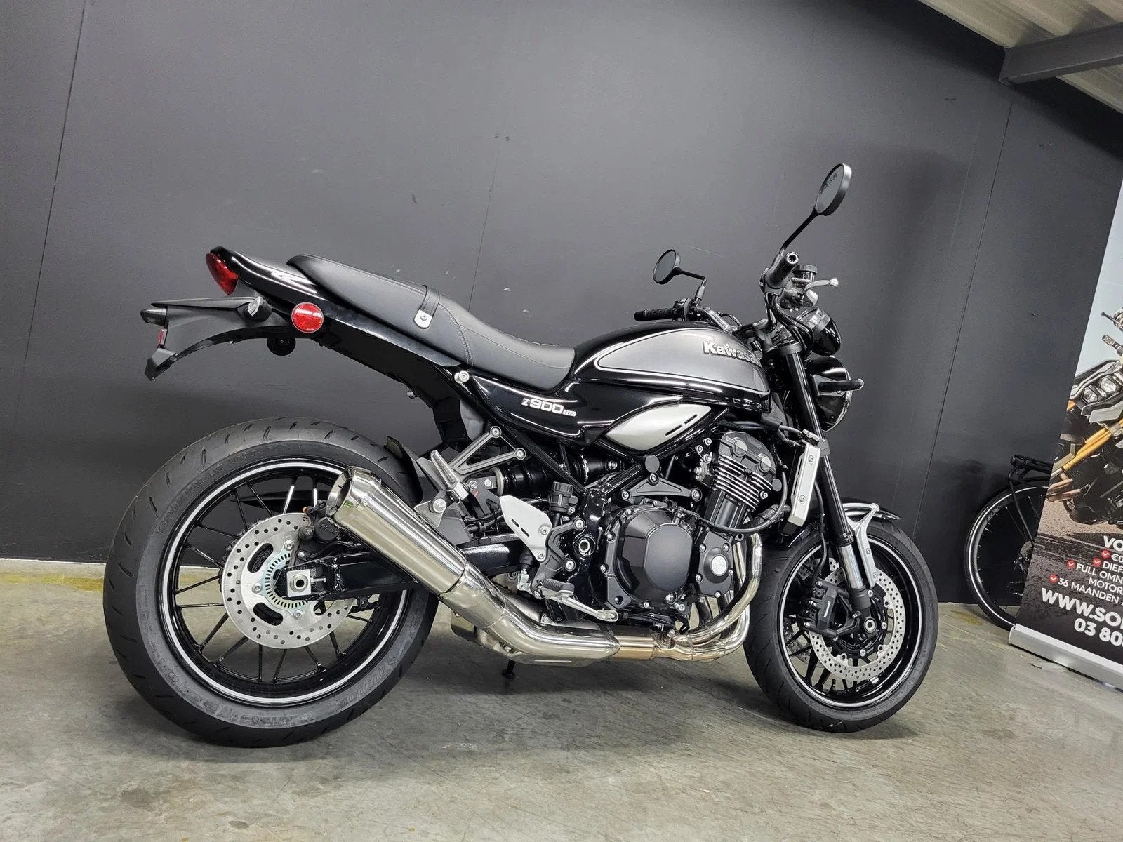 Kawasaki Z 900 RS in absolute nieuwstaat (BTW aftrekbaar), 900 cc, Meer dan 35 kW, Overig, Handgeschakeld