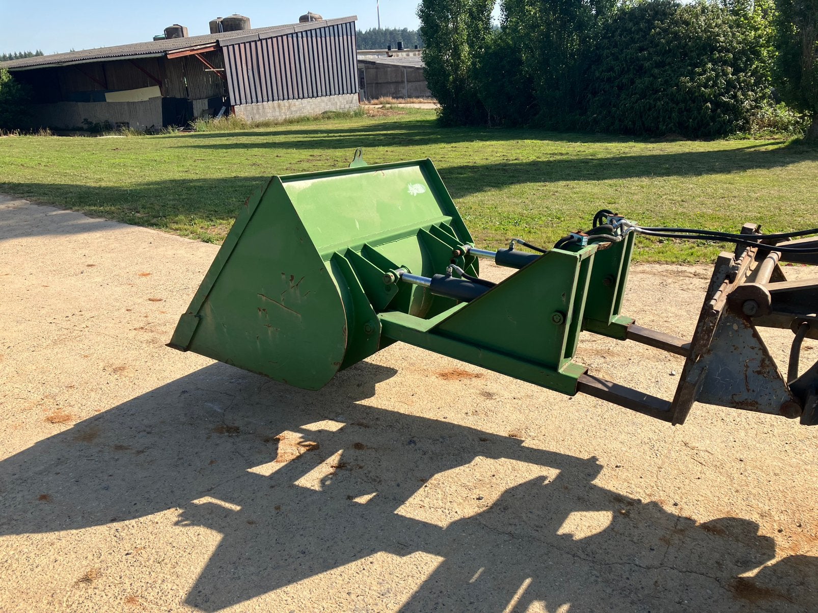 Godet, benne basculante pour chariot élévateur, Articles professionnels, Enlèvement, Hydraulique, Chariot élévateur