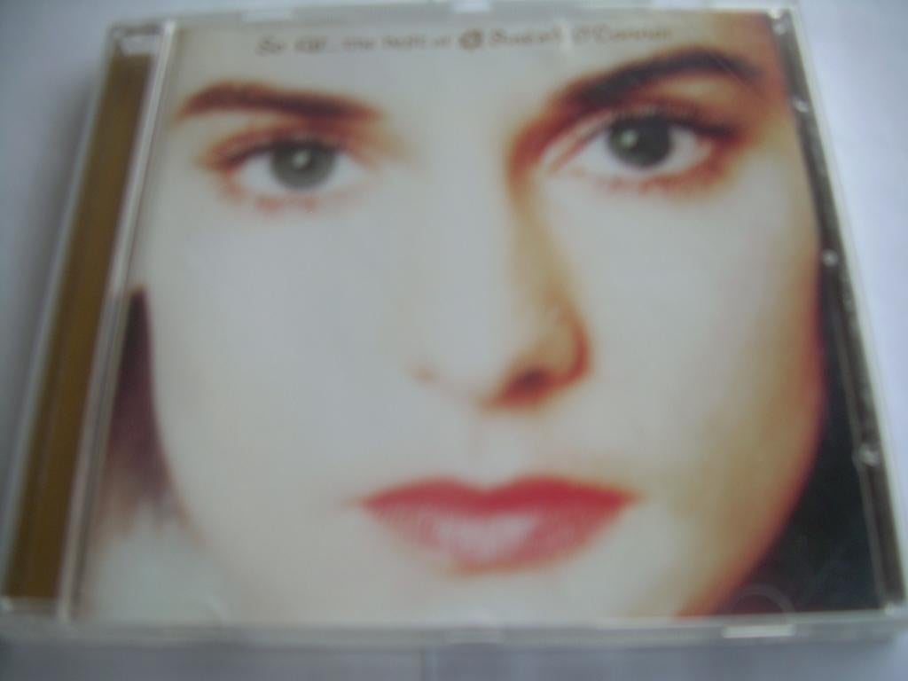 CD - SINEAD O CONNOR - THE BEST, Ophalen of Verzenden, 1990 - 1999, Zo goed als nieuw