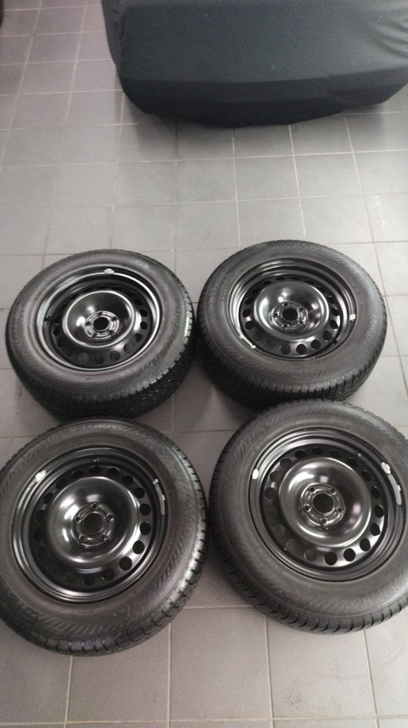 freelander 2 winterbanden + staal velgen., Ophalen, Gebruikt, Velg(en), 17 inch