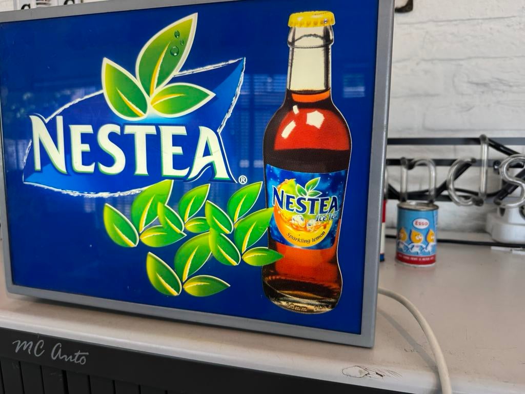 Nestea Ice Tea oude reclame lichtbak, Ophalen of Verzenden, Gebruikt, Lichtbak of (neon) lamp
