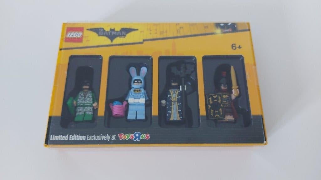 Lego Batman - 5004939 - Minifigure Collection - Toys R Us, Enfants & Bébés, Jouets | Duplo & Lego, Neuf, Lego, Ensemble complet