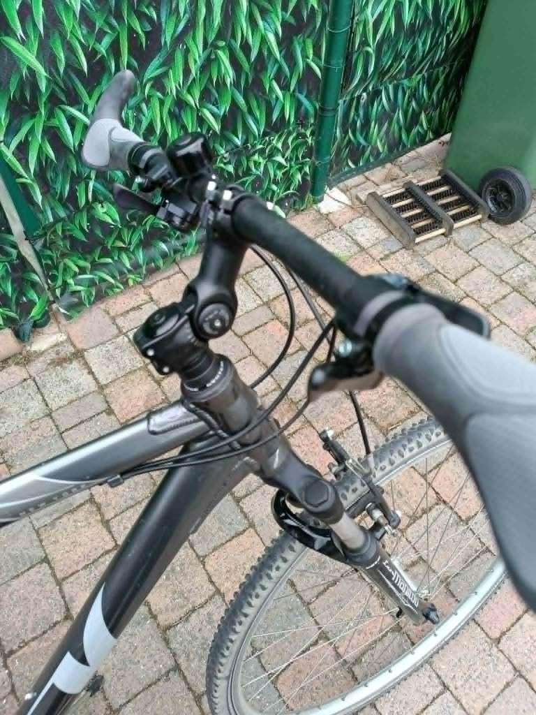 MTB 28INCH, Gebruikt, Vering, Velgrem, 57 tot 61 cm