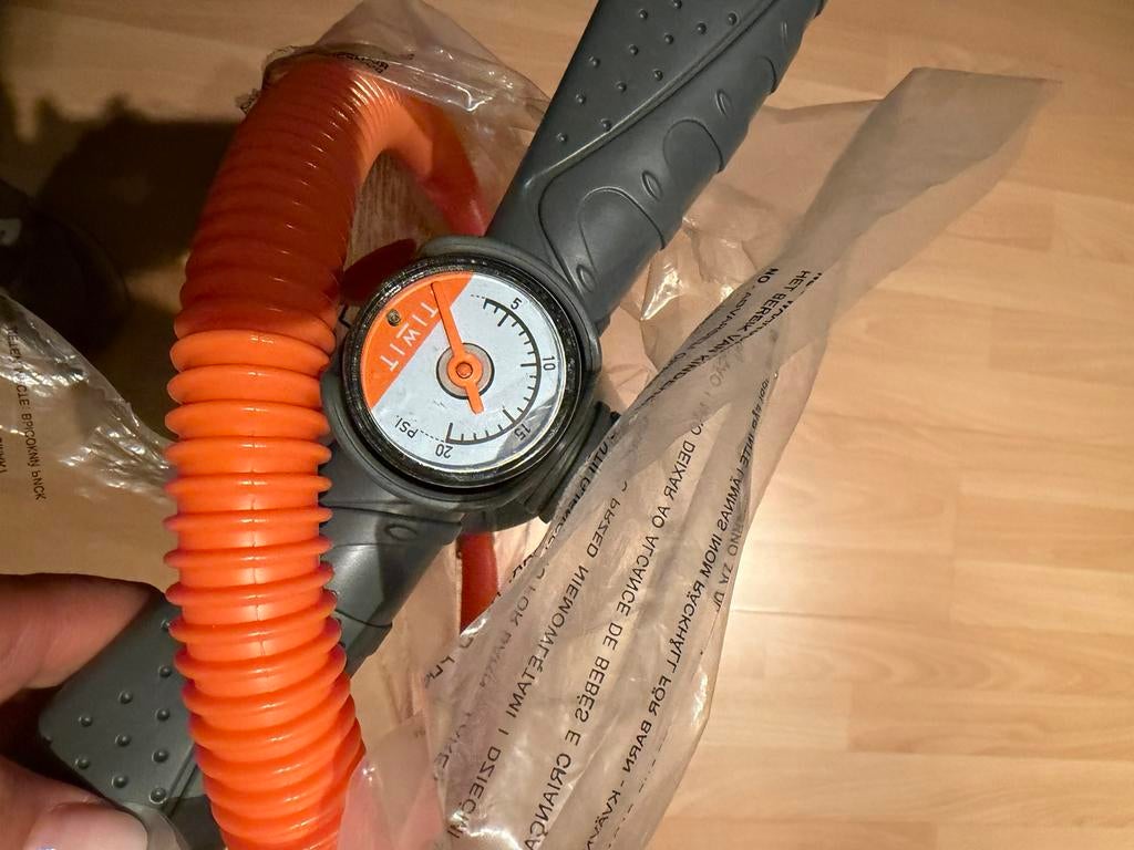 Pomp voor een supboard, Ophalen, Zo goed als nieuw