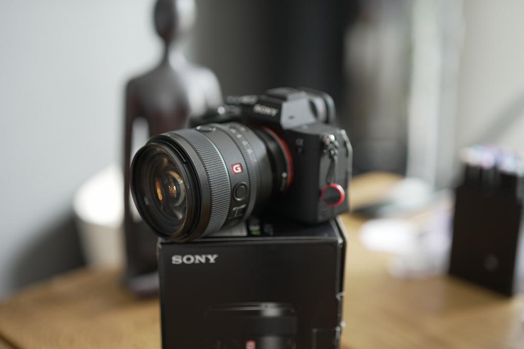 ★★★ De absolute referentie van 50 mm: Sony FE 50mm F1.4 GM, Ophalen of Verzenden, Nieuw, Standaardlens