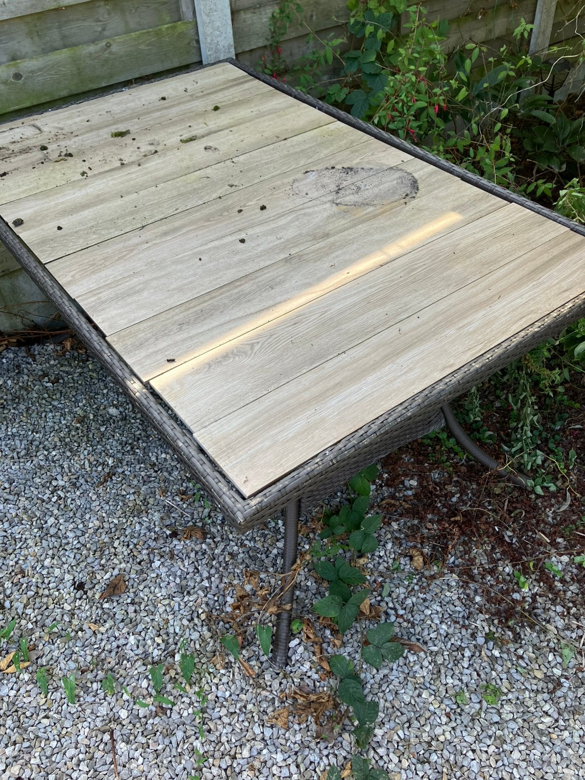Tuintafel, Enlèvement, Utilisé