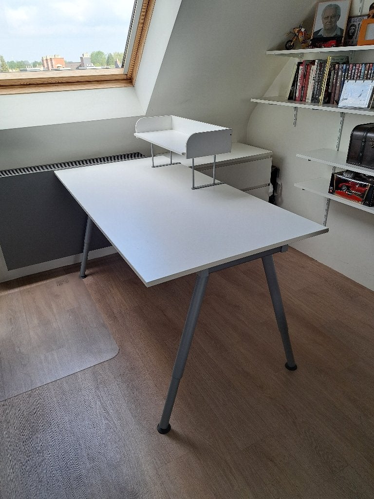 Bureautafel , bureaustoel en kastje met 5 laden, Ophalen, Zo goed als nieuw