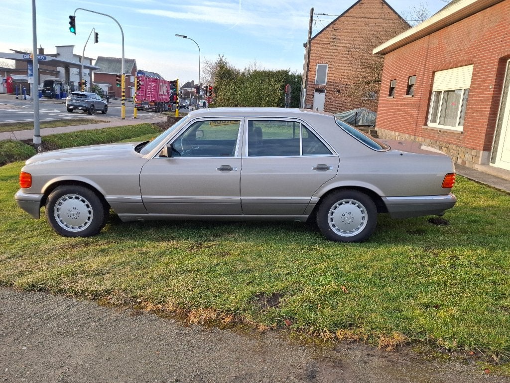 Mercedes W126 260SE bouwjaar 1987, Auto's, Automaat, 4 deurs, Achterwielaandrijving, Zwart