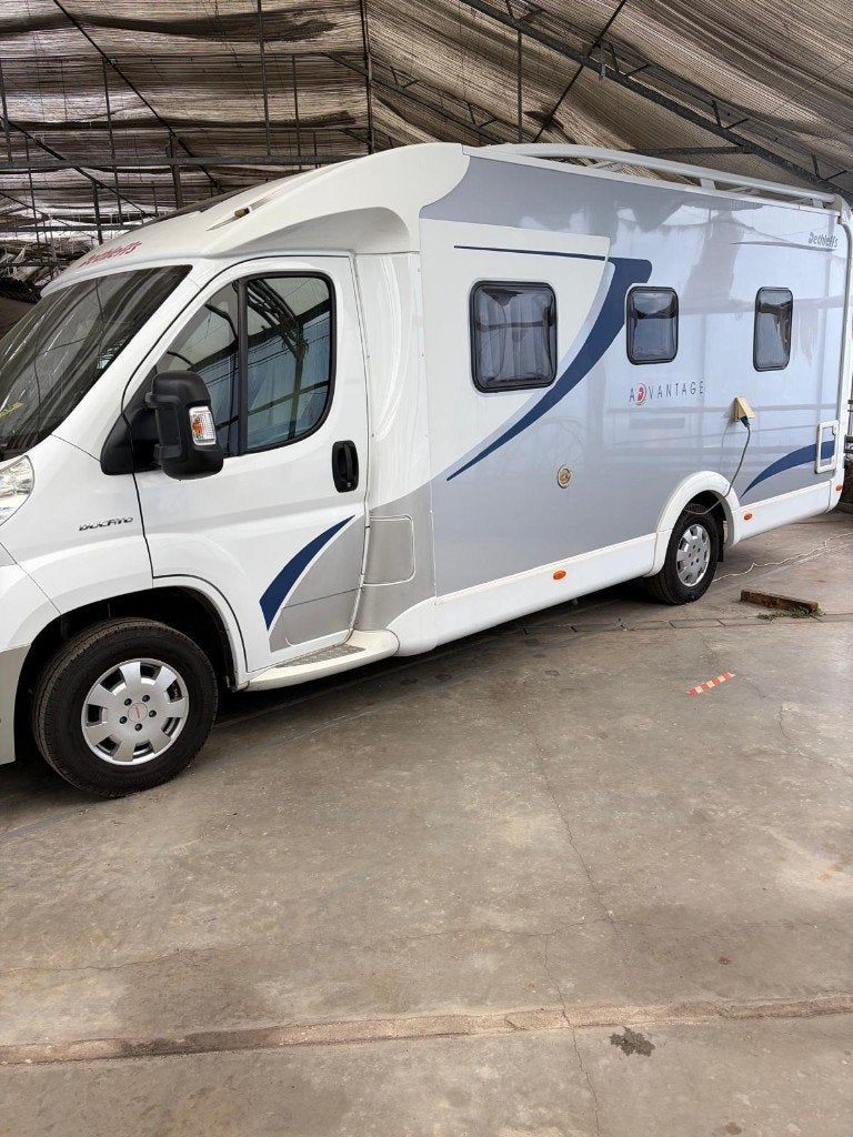Mobilhome Dethleffs T6501B, Caravanes & Camping, Jusqu'à 4, Auvent, 6 à 7 mètres, Toilette à cassette