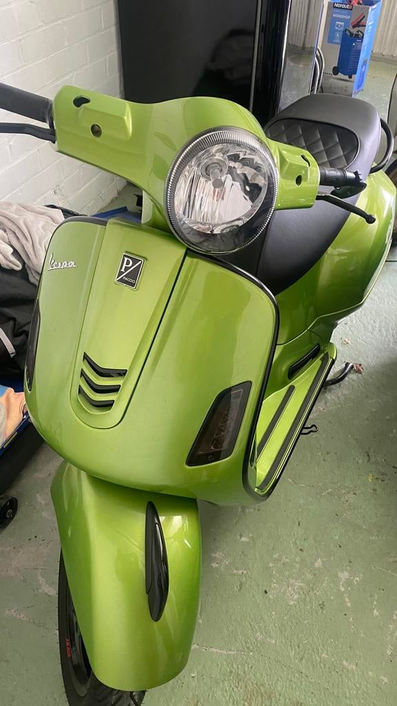 Super mooi vespa 125, Ophalen, Zo goed als nieuw, Benzine
