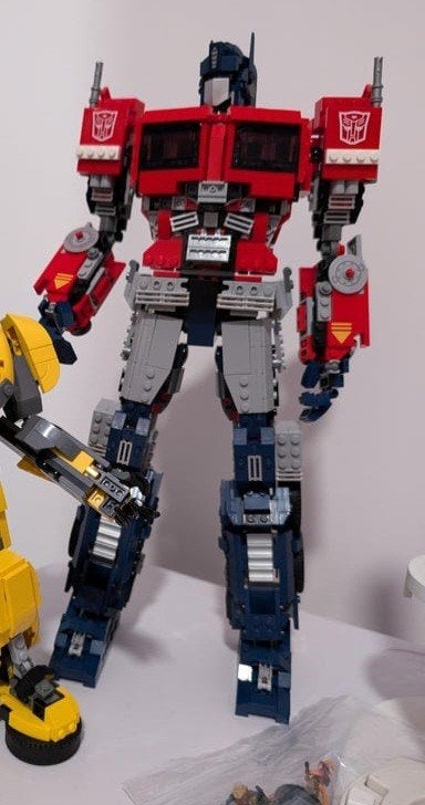 Lego Transformer 10302 Optimus Prime
Met doos (mindere staat, Ophalen of Verzenden, Lego