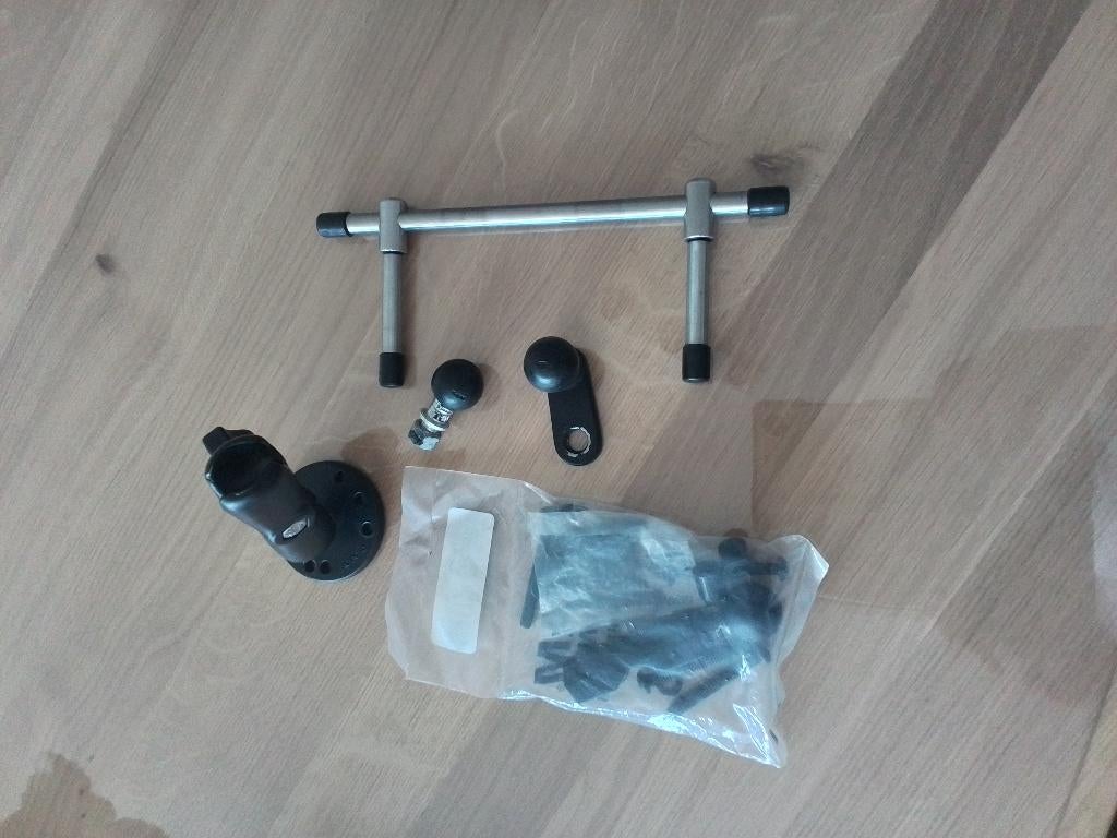 Ram mount voor GPS, Ophalen, Zo goed als nieuw