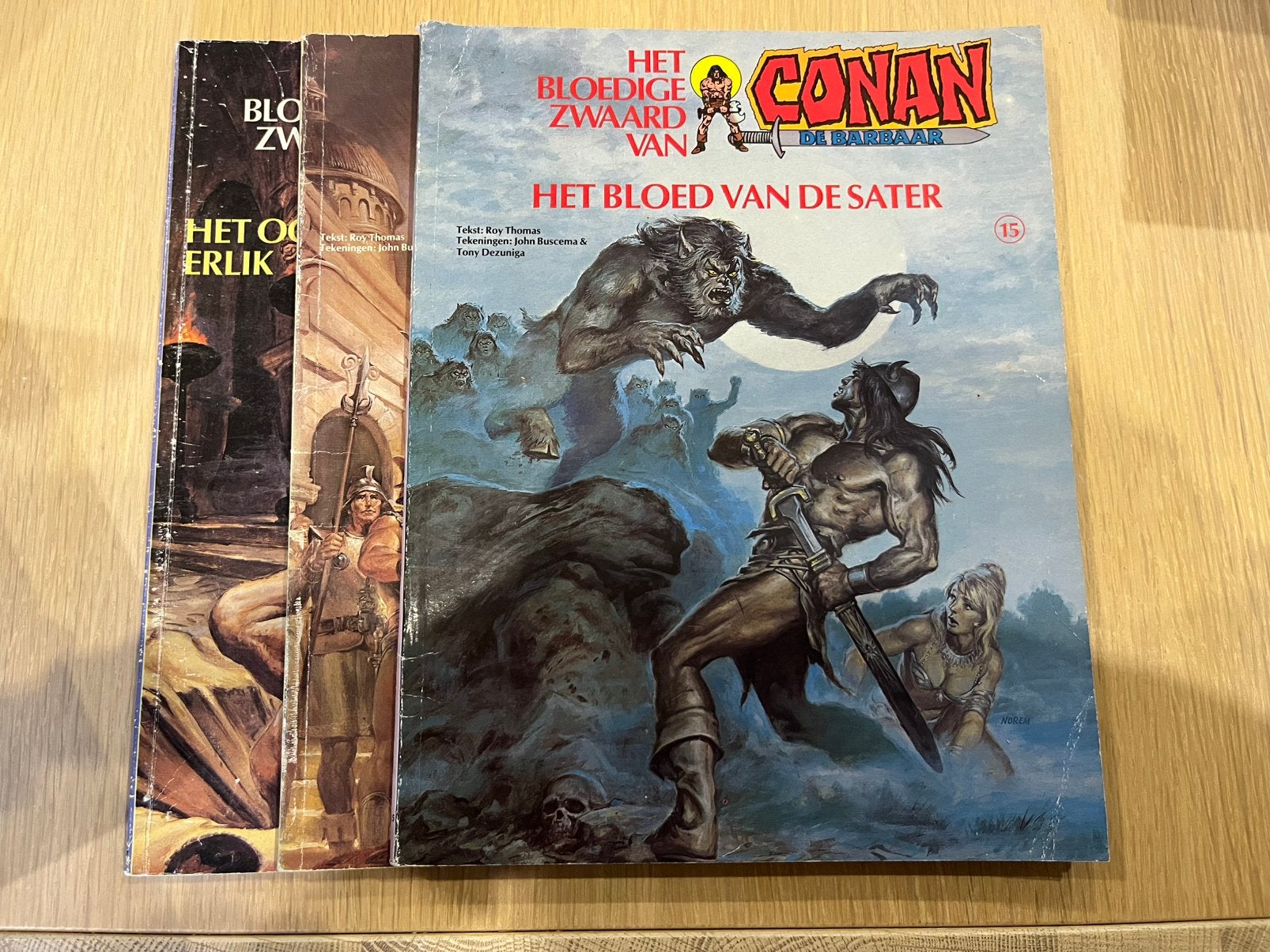 Het bloedige zwaard van Conan de barbaar - 15,16 en 17, Boeken, Meerdere stripboeken, Ophalen of Verzenden, Gelezen