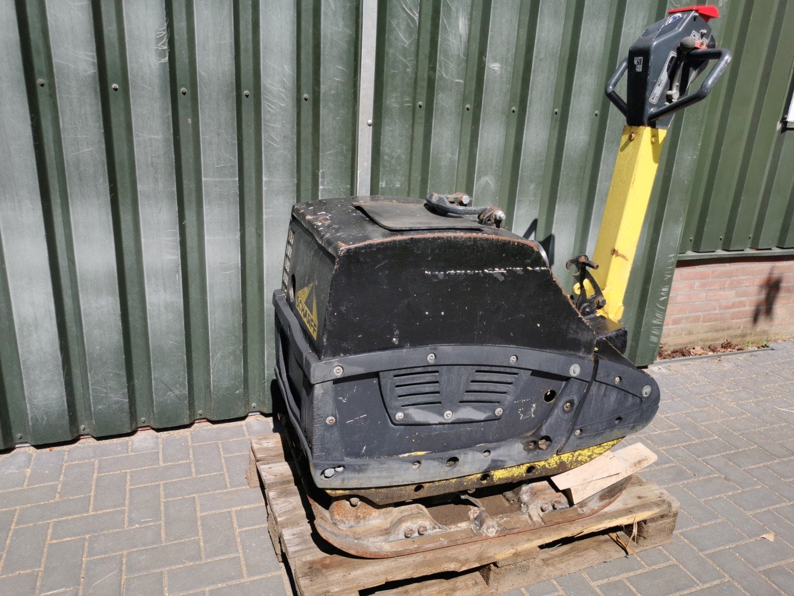 Bomag bpr 70/70 trilplaat, Ophalen
