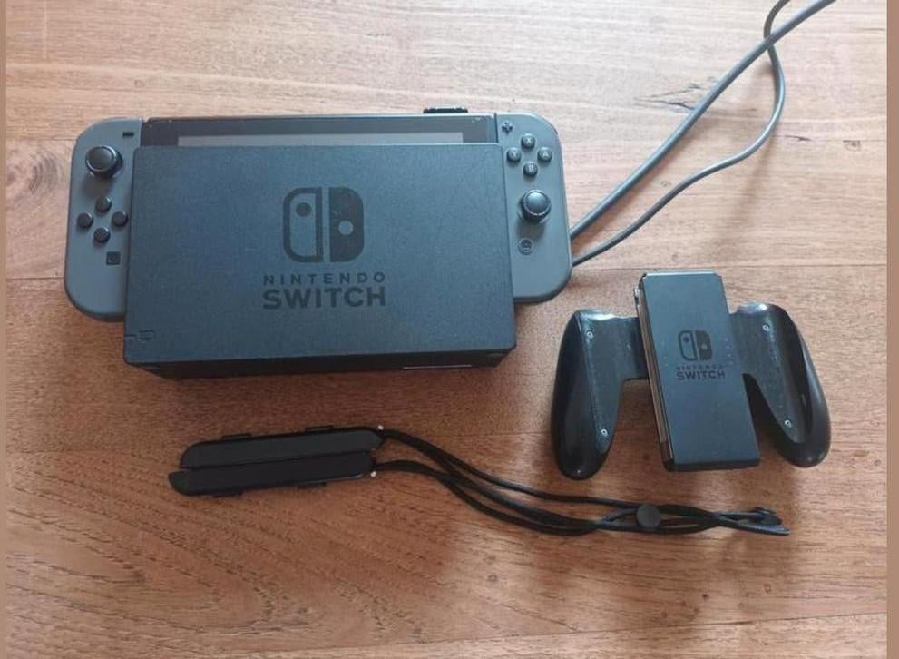Nintendo Switch V2 2019 inclusief geheugenkaart en consoles, Enlèvement