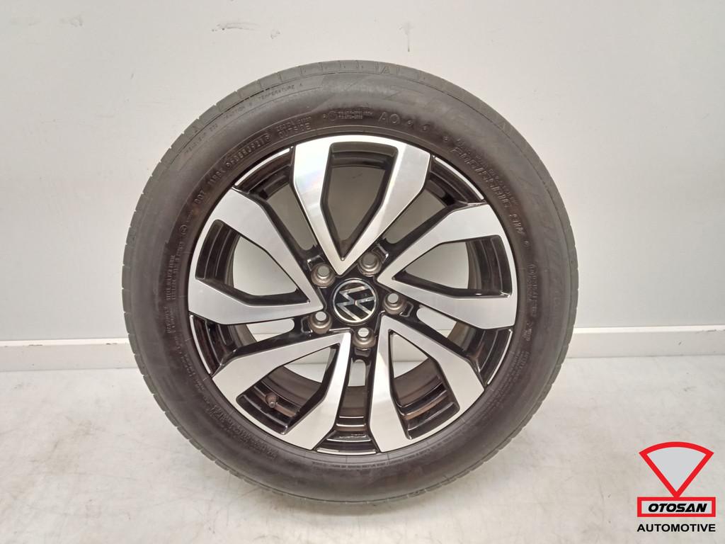 Jante et pneu d'origine VW Golf 8 Galway 5H0601025AC 5x112, Autos : Pièces & Accessoires, Volkswagen, Volkswagen AG, Vw@volkswagen.de