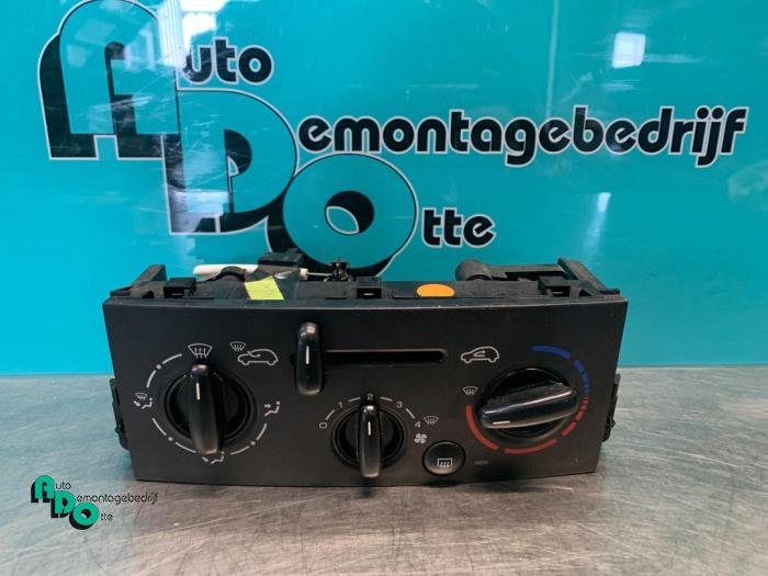 Panneau de commandes chauffage d'un Peugeot 207 (207 06-), -, 3 mois de garantie, Utilisé, -